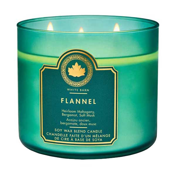 شمع لیوانی معطر وایت بارن مدل سه فیتیله flannel با رایحه برگاموت و چوب زمان اتمام 45 ساعت